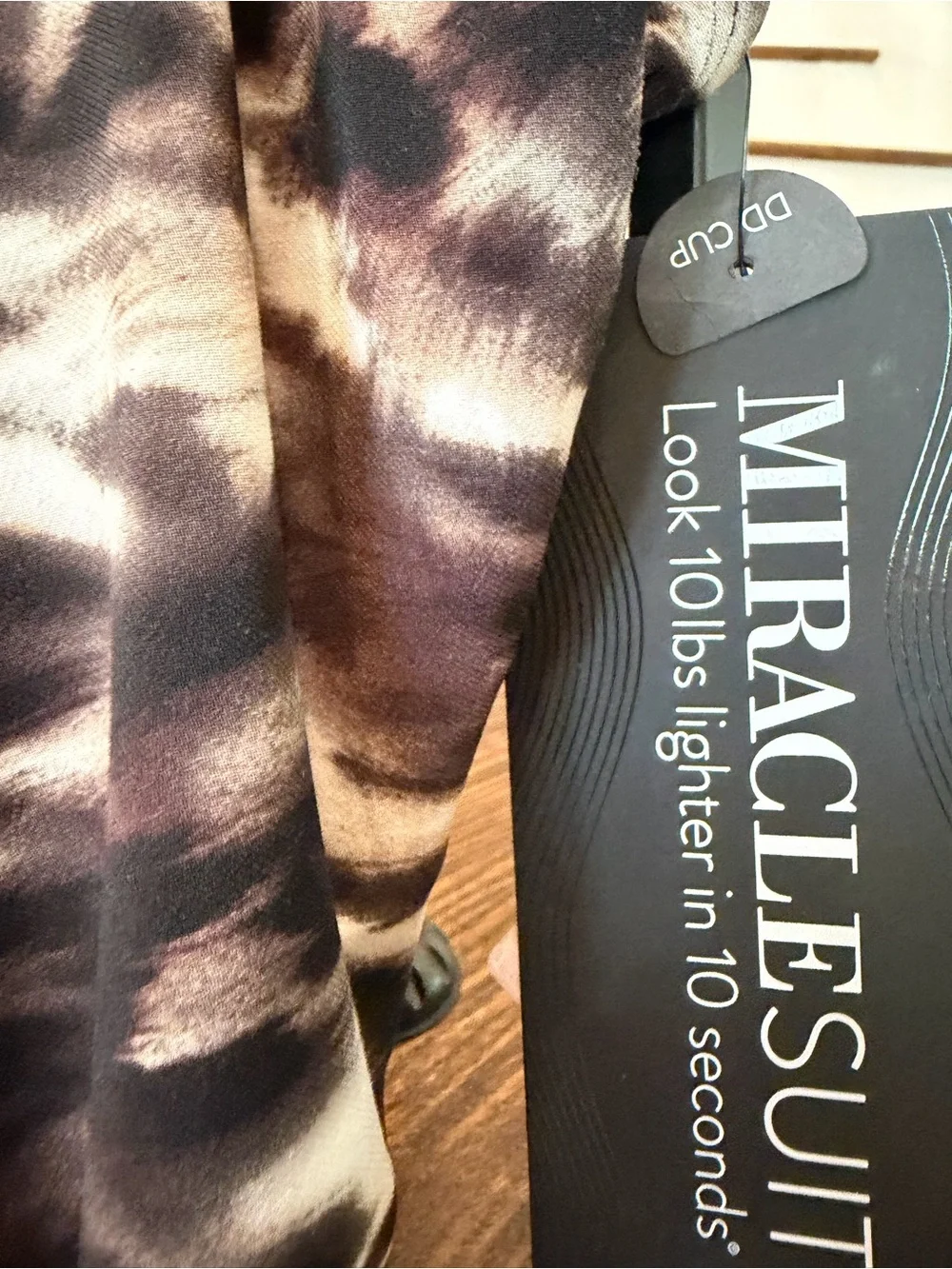 Miraclesuit Black and White Printed Mesh Yoke Tankini Top